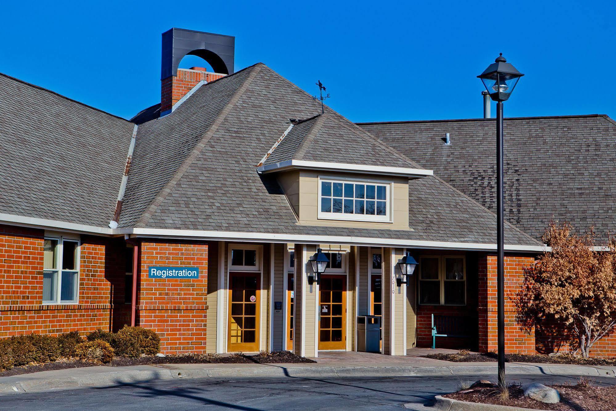 Suburban Extended Stay Hotel Omaha Esterno foto